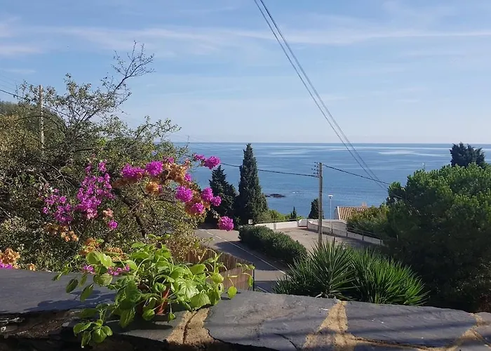 Апартаменты Balcony With Sea View Льянсса